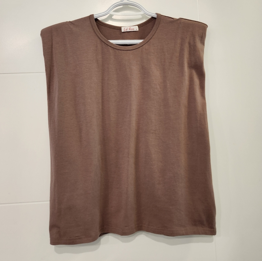 La' Ros padded shoulder top